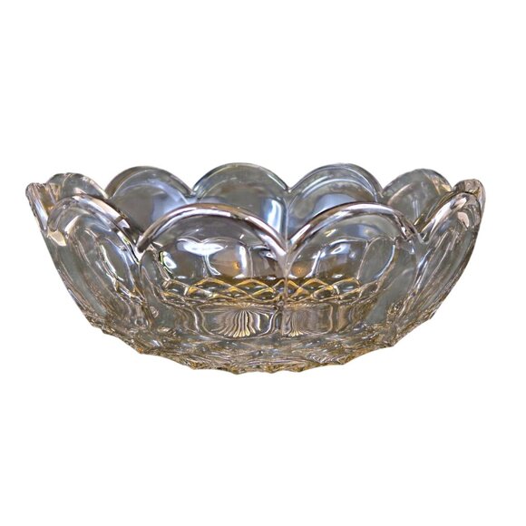 Sunburst & Diamond Scalloped Rim Heavy Glass Serving Bowl Vintage Glassware - Picture 2 of 4